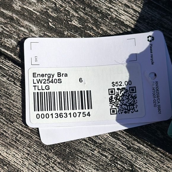 Lululemon Energy Bra Medium Support, B–D Cups
Teal Lagoon size 6 NWT - Picture 5 of 9